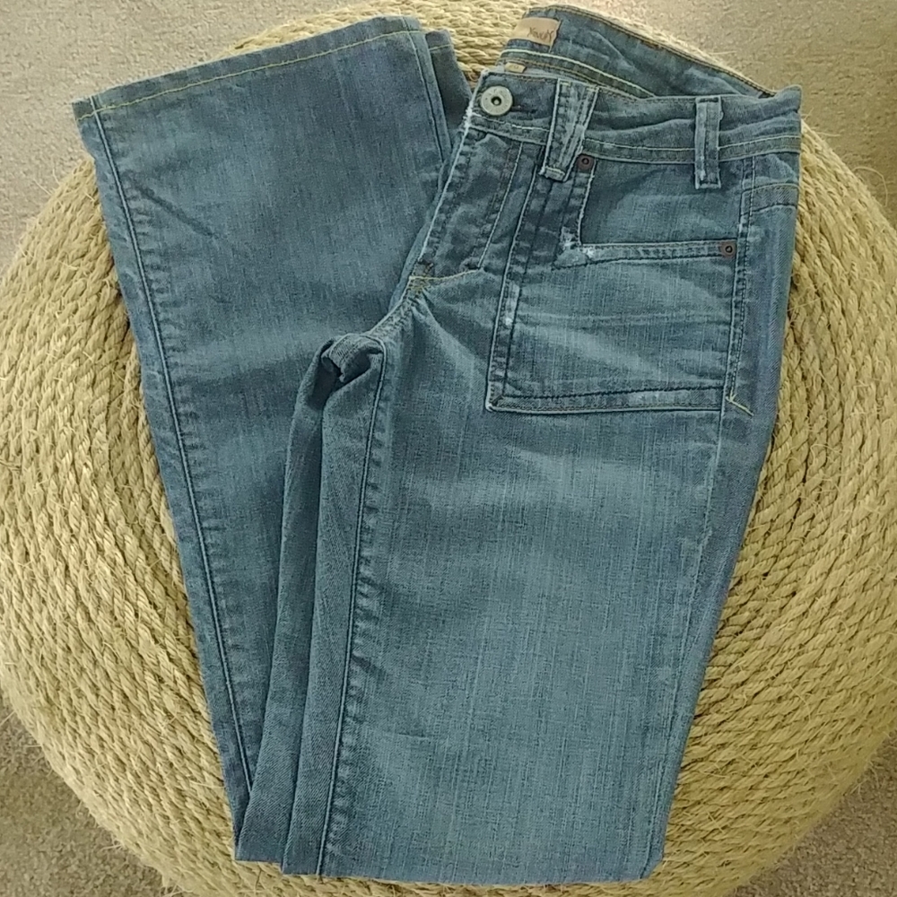 Yanuk Jeans